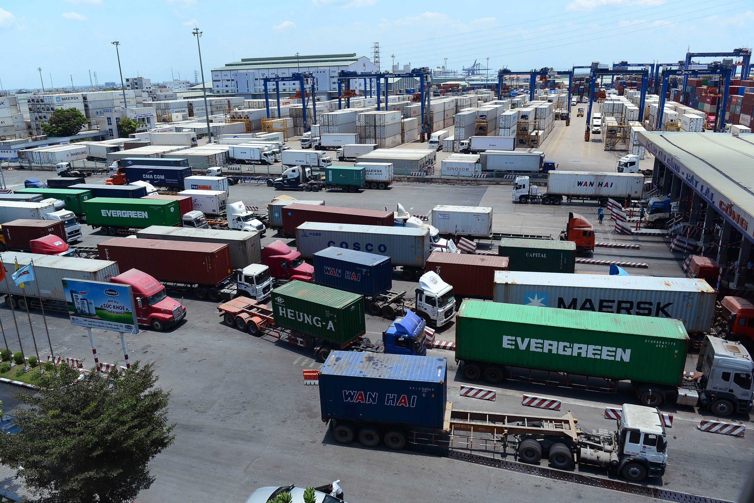 Xin giấy phép giải tỏa hàng hóa