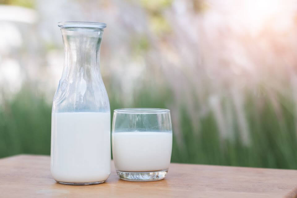 Sữa dạng lỏng rất phổ biến với các bà nội trợ, các mẹ bỉm sữa hiện hành
